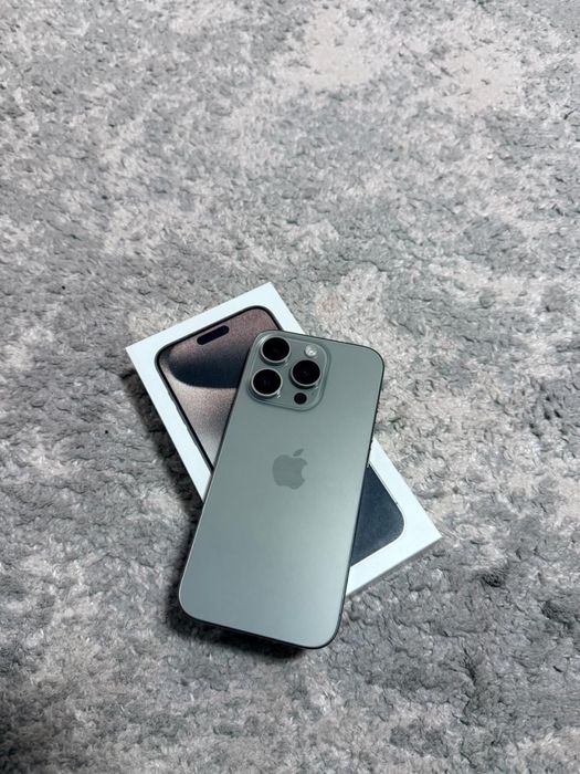 Продам Iphone 15 pro