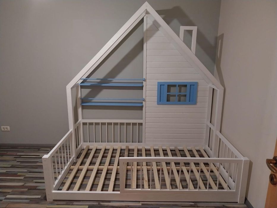 Pat Montessori copii din lemn masiv – la comandă | Livrare în toată ța