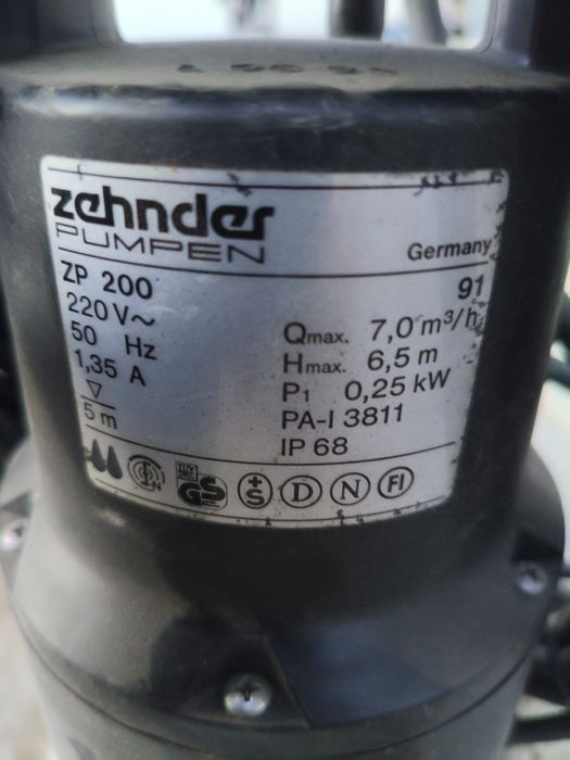 Vind pompa de apa electrica 220v 0,25KW   1,35 A