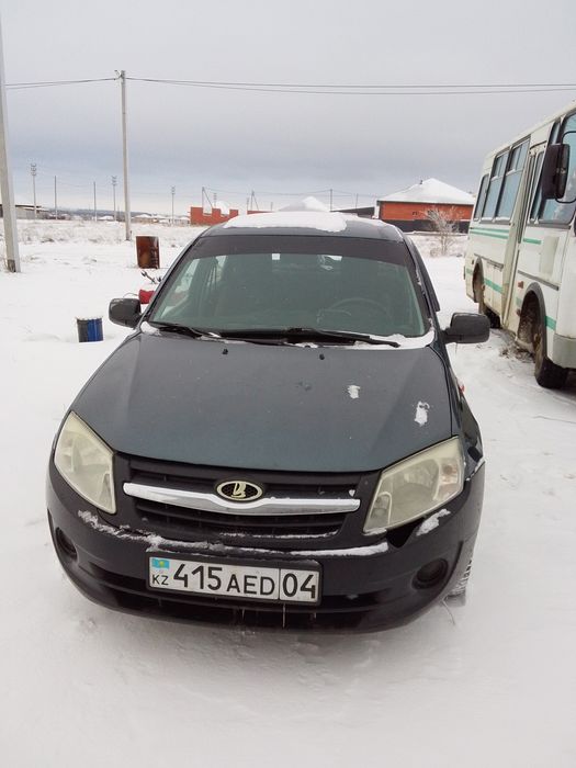 Продам автомобиль Лада Гранта