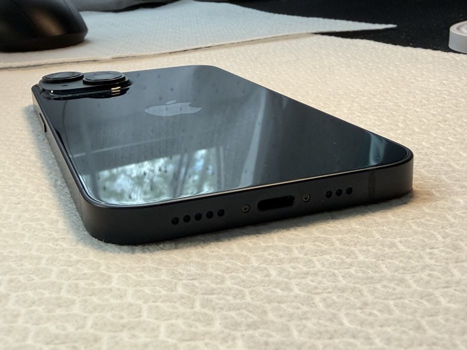 iPhone 14 Midnight - Ideal pentru piese