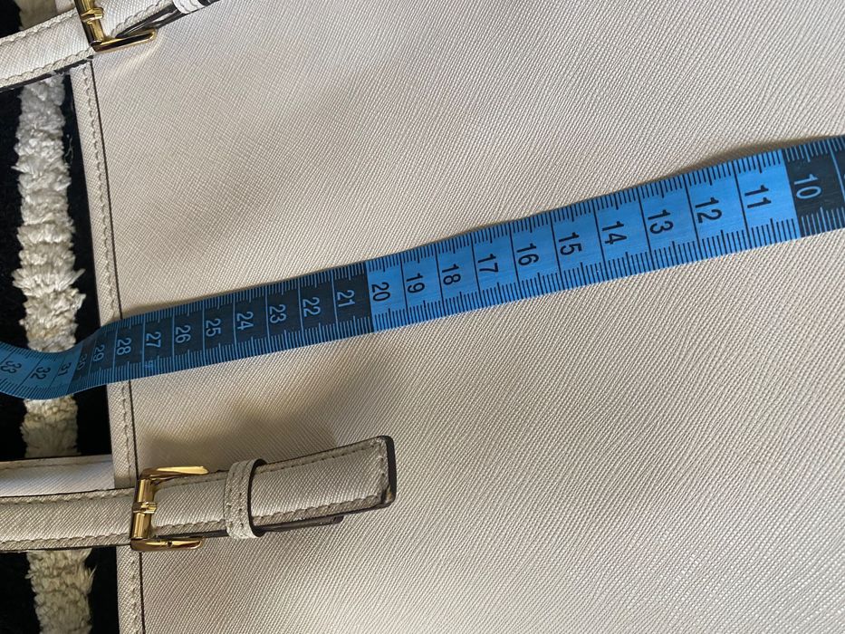 Оригинална Дамска Чанта на Michael Kors