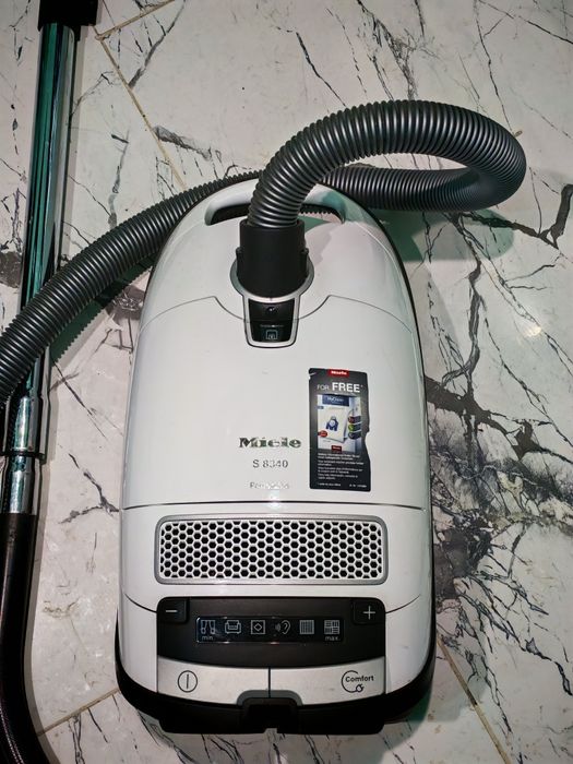 Miele aspirator power line