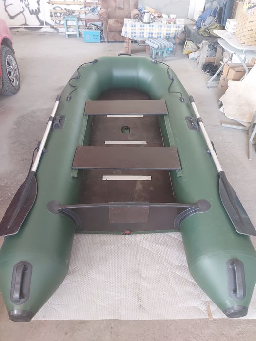 Продам лодку Муссон 3000