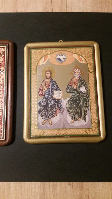2 икони в много хубави рамки по 5 Евро за 1 икона!