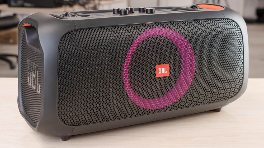 JBL partybox on the go