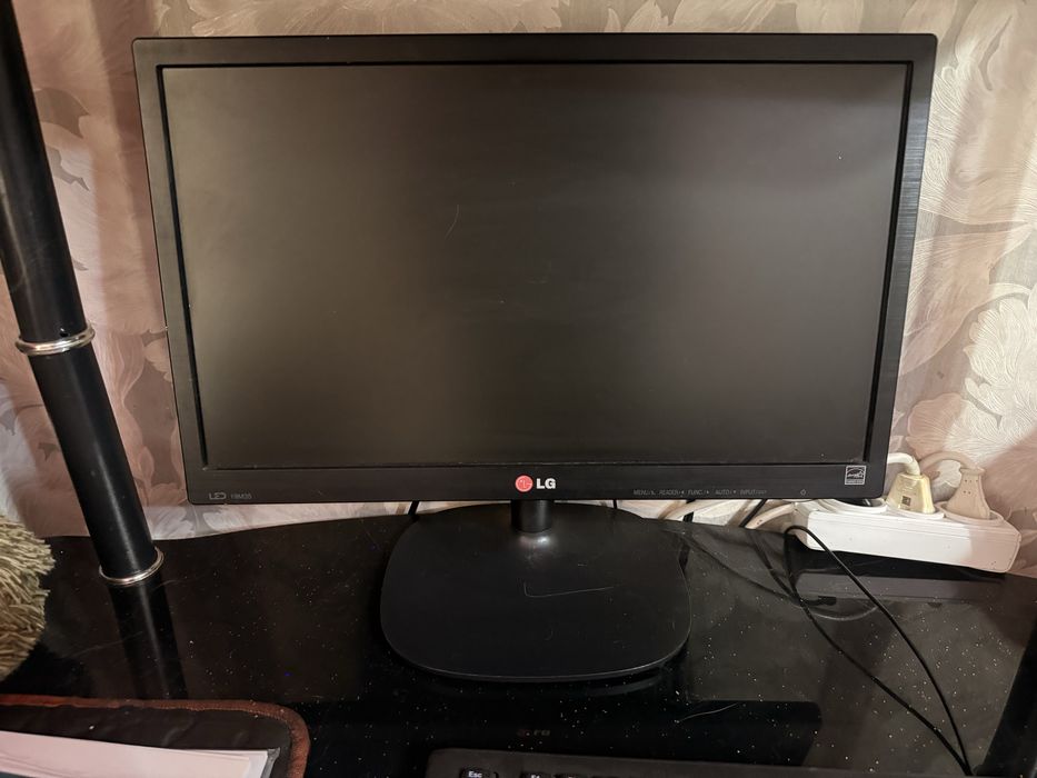 Продам мониторы lg и benq