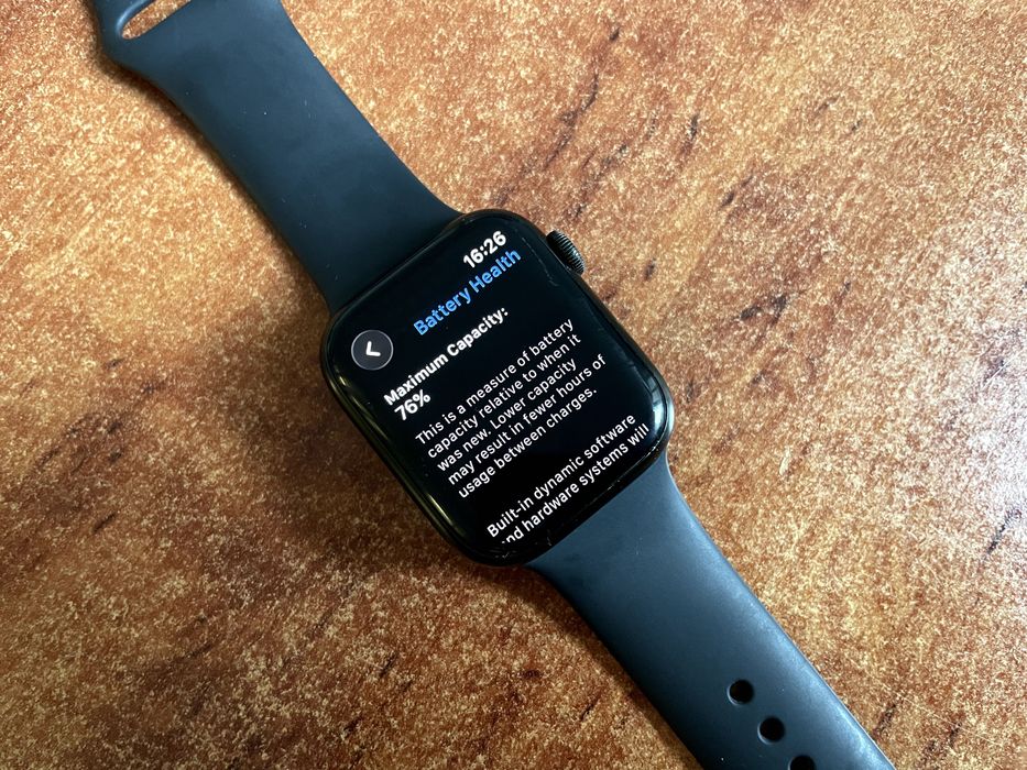 Apple Watch Series 7 45mm Green