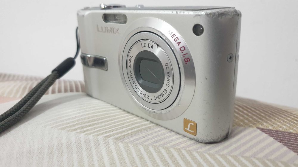 Panasonic Lumix DMC-FX10