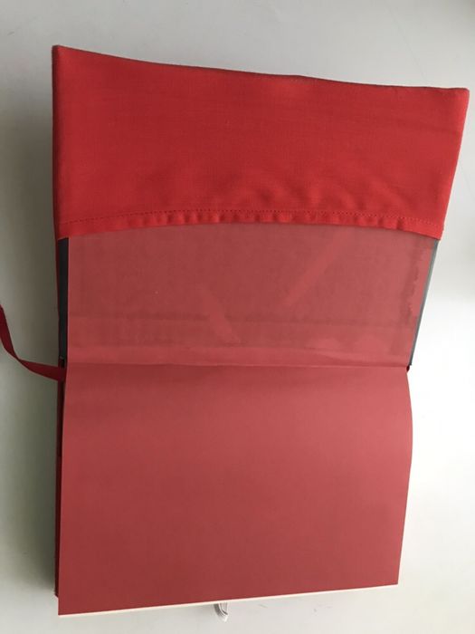 Обвивка за книга