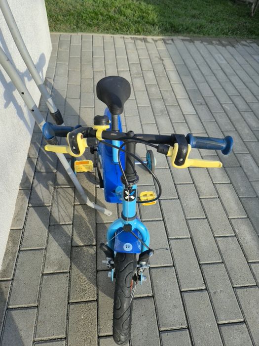 Se vinde bicicleta BTwin roti 14"