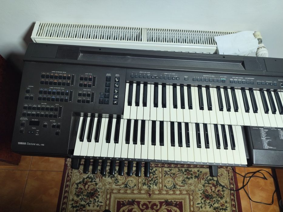 Yamaha Electone EL-15