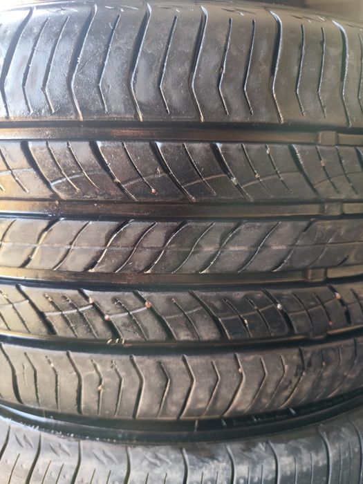 Продам комплект шины R17