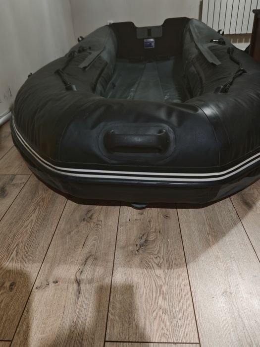 Продам лодку Адмирал