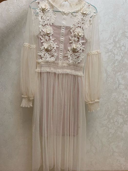 Продам платья для подрсток