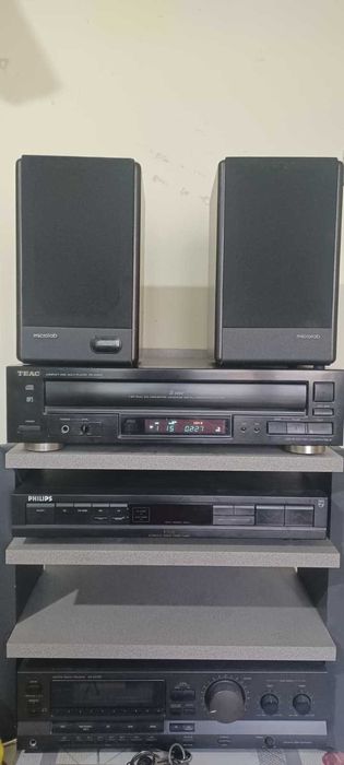 TEAC CD Multiplayer PD-D2620