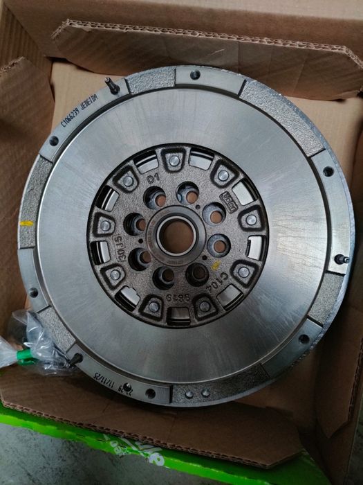 Volanta masa dubla Astra J/K Insigna Mokka Meriva Zafira C 1.6 836175