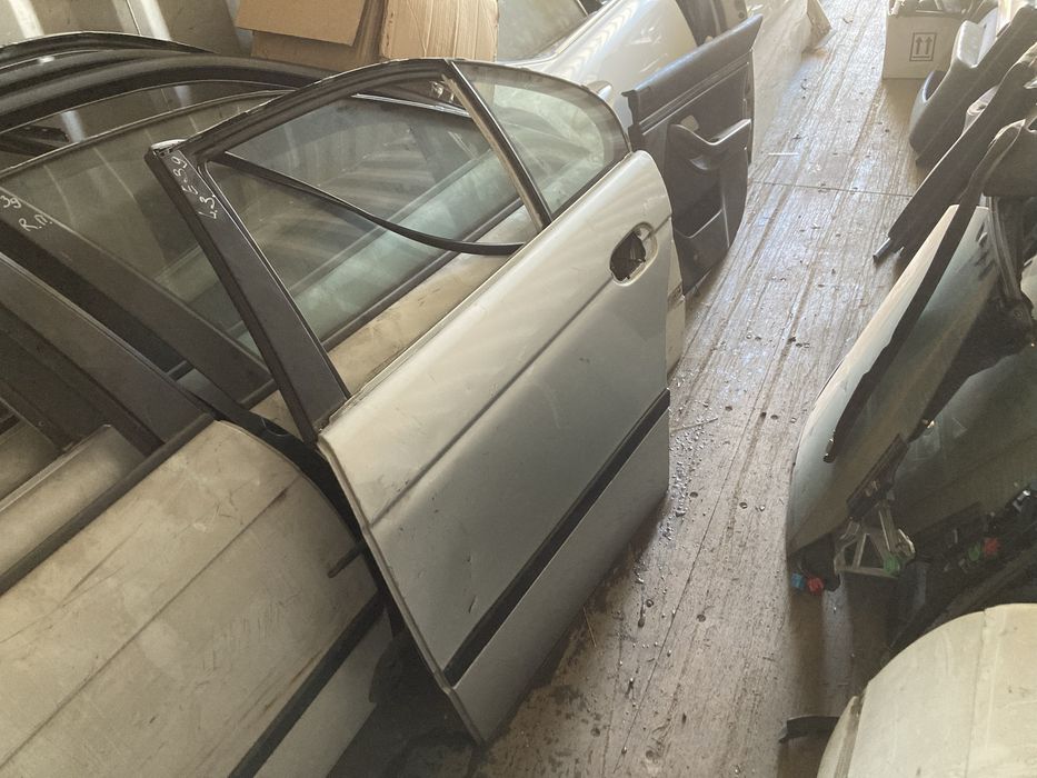 Дверь задняя левая БМВ Е39 / BMW E39