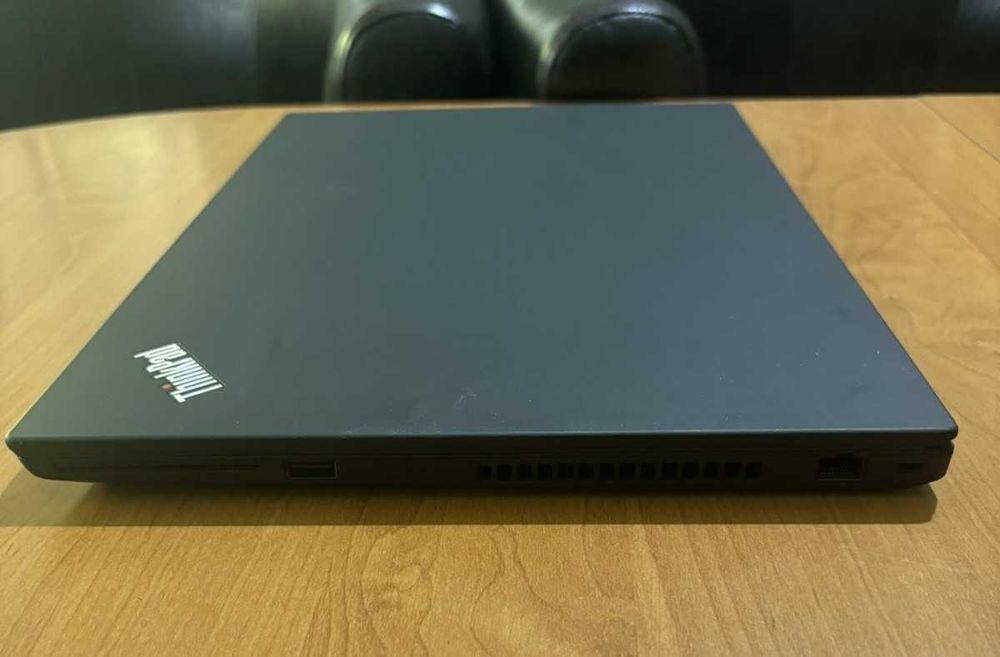Lenovo ThinkPad T15    15.6" 1920x1080/ i5-10210U/ 16RAM/ 256Nvme
