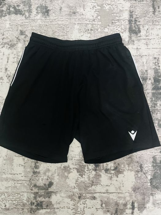 Продам оригинальной трико и шорты бренда Macron.Есть обмен