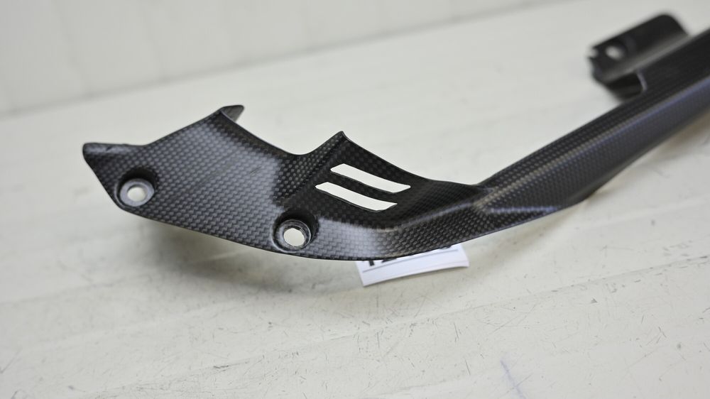 Aripa Aparatoare Lant Carbon Ducati Performance Panigale V4 2018 -