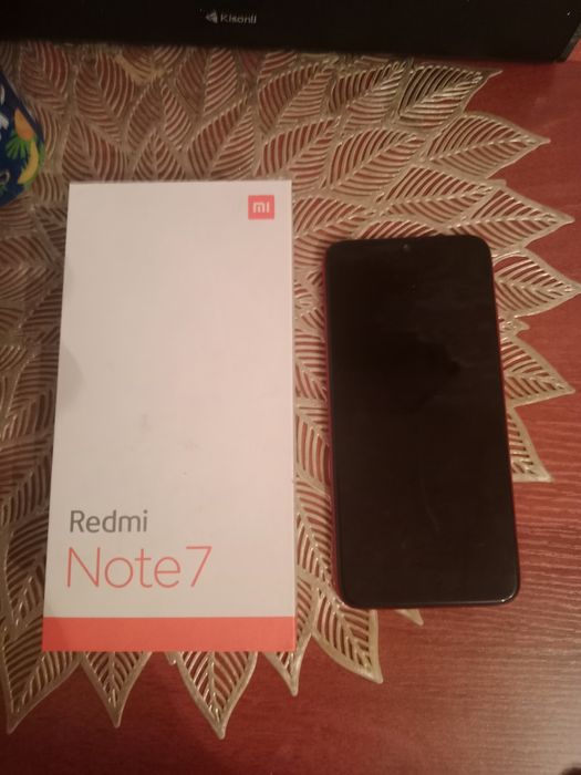 Продам тилефон редми