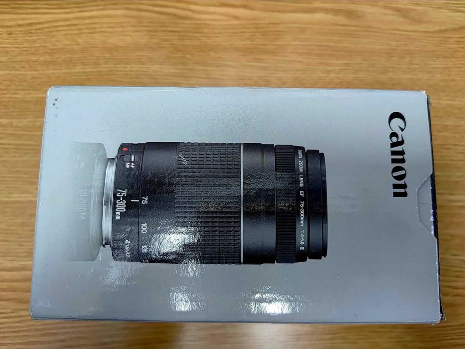 かぶと　Canon LENS EF 300mm 1:4 L IS Canon EF 300mm f/4 L IS USM