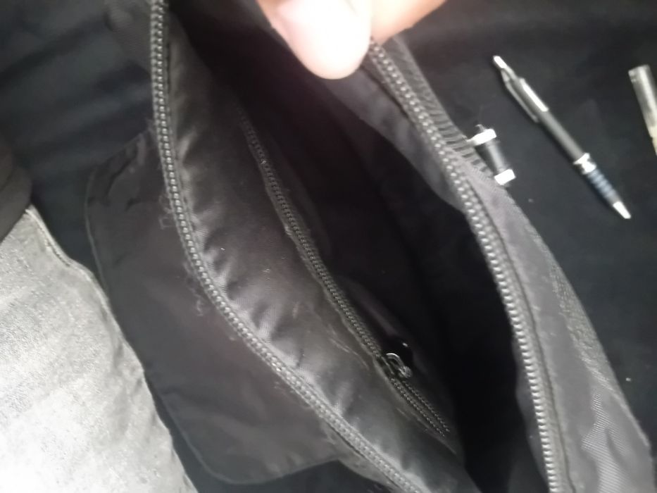 Продавам чанта Trapstar