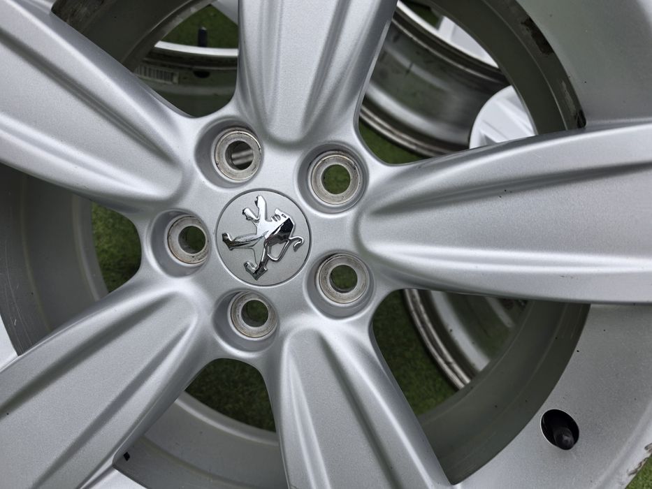 18 5x114.3 Peugeot Citroen лети джанти 5х114.3