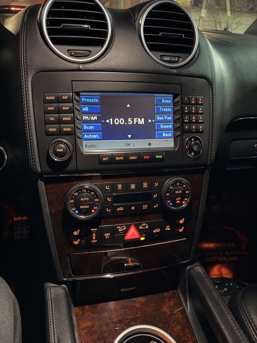 Срочно Мерседес бенц МЛ 6.3  164 кузов, 2009 года