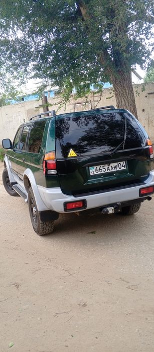Митсубиси Монтеро спорт 2001 год
