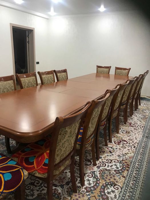 продам стол и 20 стульев