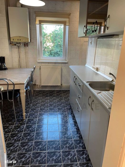 Apartament 3 camere 67 mp utili etaj 1 petfriendly zona Turnisor
