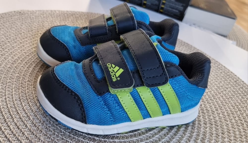 Детски маратонки Adidas 22 номер