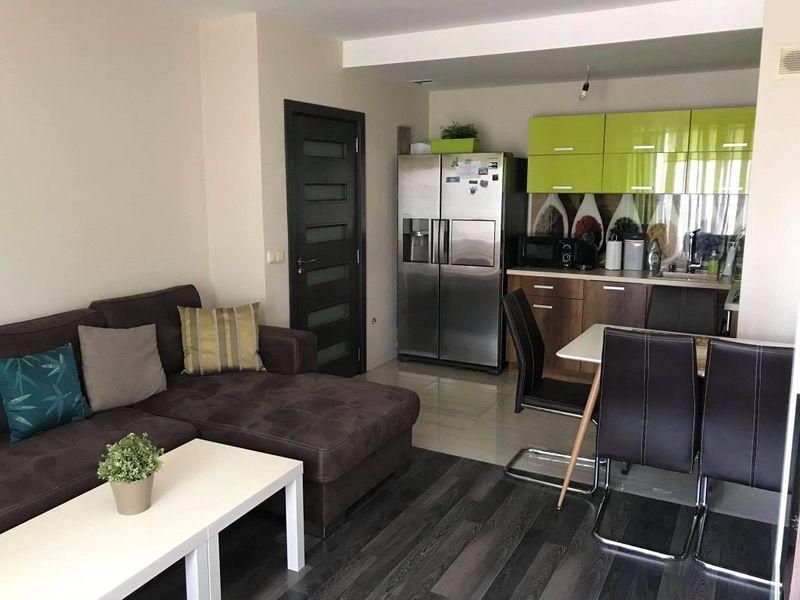 Дава се под наем Тристаен апартамент в София, Лагера - 112 кв.м за 759 € - Снимка #2