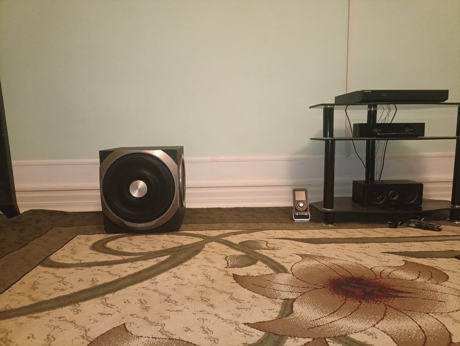 Edifier s550 encore holati ideal