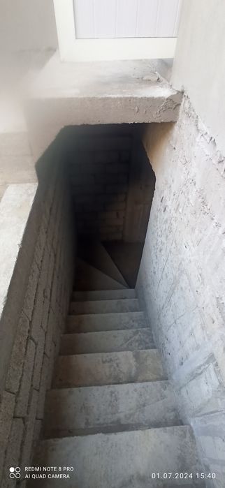 Продаётся участок 2 этажный коробка