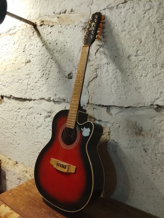 Гитара 12-струнная