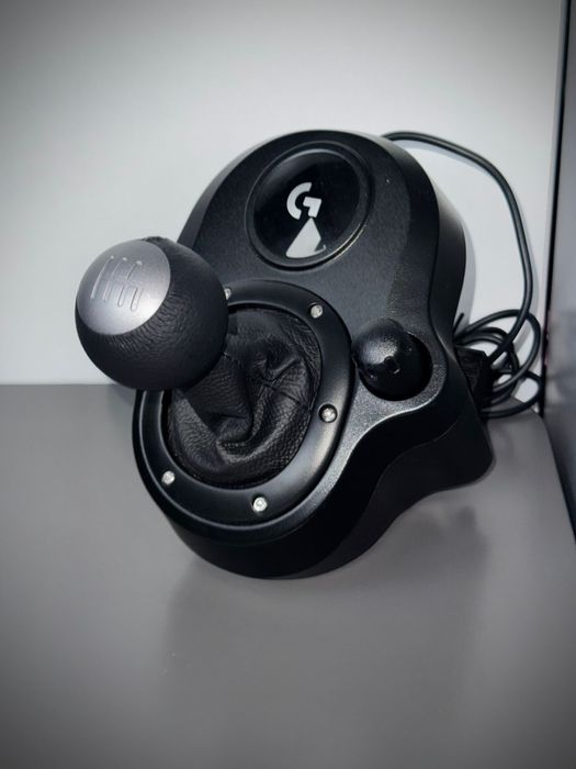 Logitech G923 + Schimbator viteze