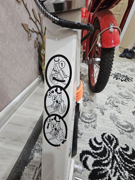 Продам самокат складной.