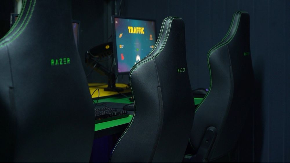 Продам Компьютерный клуб, 120 посадочгых  мест