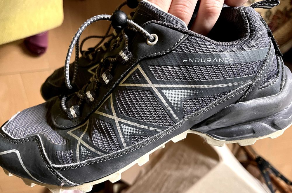 спортивни обувки Endurance номер 41