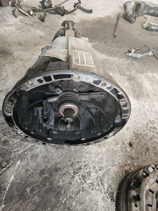 Ръчна скоростна кутия за Мерцедес C200cdi w204