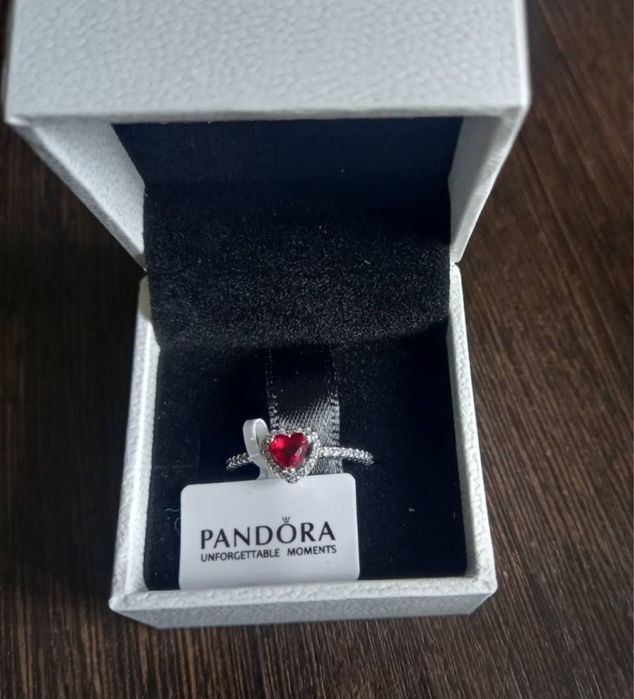 Кольцо Pandora состояние отличное