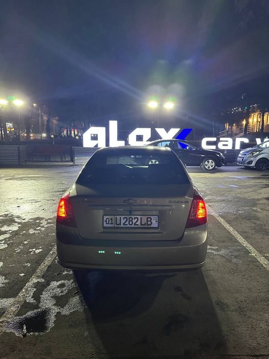 Продаётся своя машина Gentra 2015 года