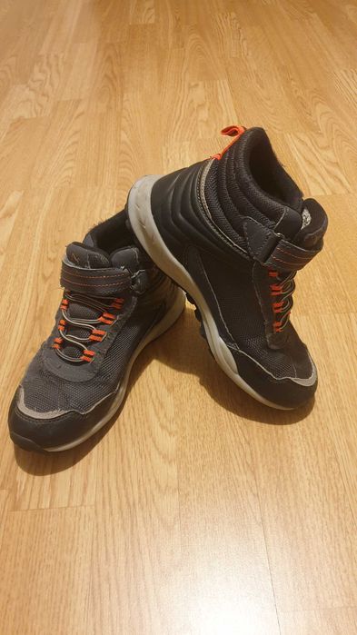 Детски маратонки Nike Clarks,ботуши,апрески,обувки,гумен20,21,22,31,33