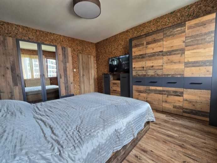 Дава се под наем Тристаен апартамент в София, Център - 71 кв.м за 820 € - Снимка #6