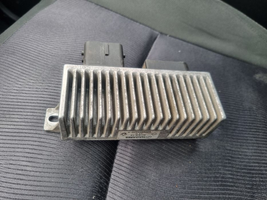 Блок реле подгрев Nissan Qashqai J10 1.5 dci 1.6 dci