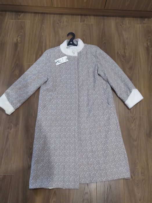 Пальто. Демисезонное. Новое