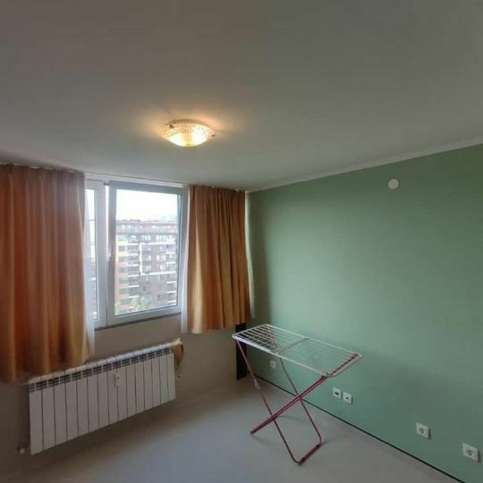 Двустаен апартамент в Младост 4